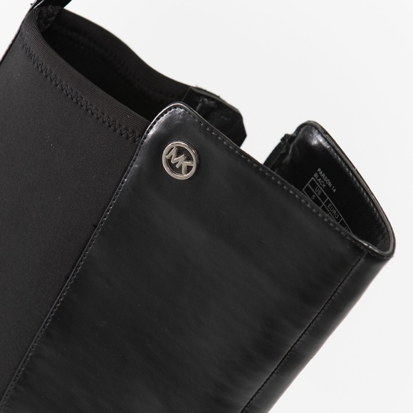 Kids Size 5 Michael Kors Boots - Picture 2 of 3